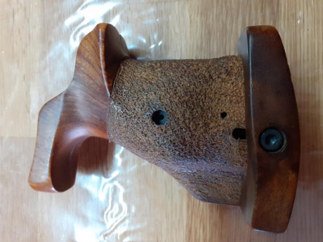 Vendo cachas revolver S&W Modelo 66 adaptadas a armazón Tipo N Round Butt, ajustando perfectamente. 00