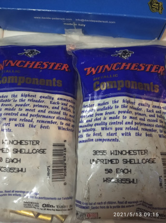 Hola:
Las vainas están nuevas.
Tengo dos bolsas de 50 unidades. 90€ cada bolsa con envío incluido a la 00