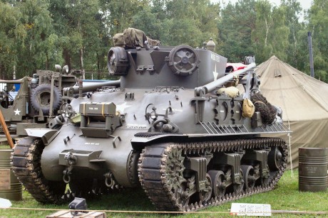 os quiero poner un estudio sobre las versiones de este emblemático carro...la idea es ir poniéndoos fotos 82
