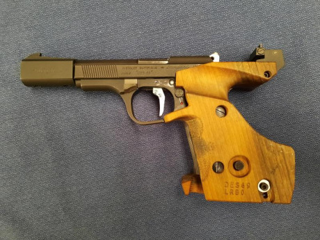 Hola a todos.
Vendo Unique DES69 calibre 22 LR.
Es un arma antigua pero muy robusta. Dispara sin ninguna 00