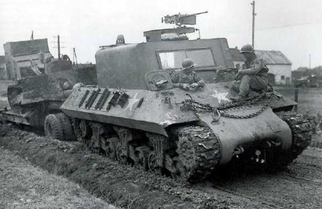 os quiero poner un estudio sobre las versiones de este emblemático carro...la idea es ir poniéndoos fotos 100