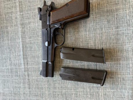 Vendo FN GP - 35  9mm con alza milímetrica 
Por 200 € más gastos 
Barcelona 00