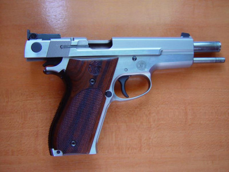 Hola,

 Busco Accesorios y recambios, cargador Smith and Wesson 952 Performance Center 

Saludos,
DTac 01