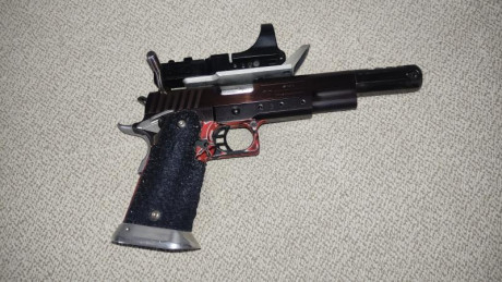 Vendo pistola STI EAGLE 5.5 para modalidad de IPSC OPEN, calibre 38 supercom, montura doble alfa con apollador 02