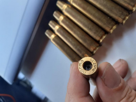 Vendo 12 vainas NORMA 8.57 JS de primer tiro, desempistonadas. Precio 15 euros, portes incluidos, sólo 00