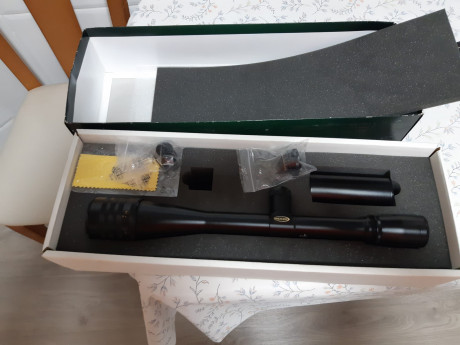 :papa:  IMG-20210618-WA0015.jpg 

Se vende este magnífico visor Weaver T36 impoluto entero tapas tubo 10