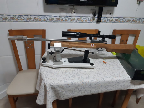 Se vende esta magnífica torreta muy positiva y segura marca nota con sus correspondientes base de apoyo 00