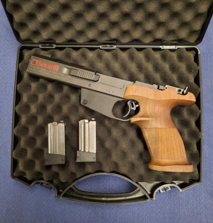 RETIRADA TEMPORALMENTE DE LA VENTA.
Hola. Vendo pistola Benelli MP 95 E cal. 22 LR
En muy buen estado. 00