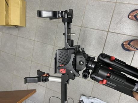 Vendo tripode bog-pod deathgrip nuevo solo provado un dia en una nave con un pcp nunca a pisado tierra.
El 82