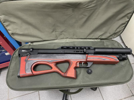 Por exceso de armas y por que ahora mismo estoy con otros hobbys voy a sacarme algunos de mis amores.
EDGUN 12