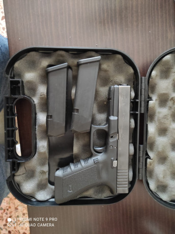 Vendo Glock 17 en perfecto Estado el arma se encuentra en Alicante
Teléfono:634635184. 02