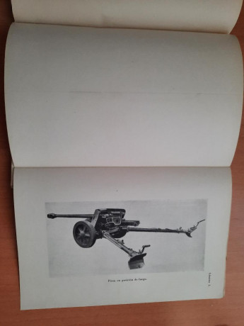 Se vende la descripción y funcionamiento del cañón contra carro alemán pak 75/46 en español. Reglamento 01