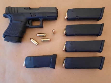 Busco revolver o pistola de reducido tamaño para poder portar de paisano, pequeña y cómoda :clint: 131