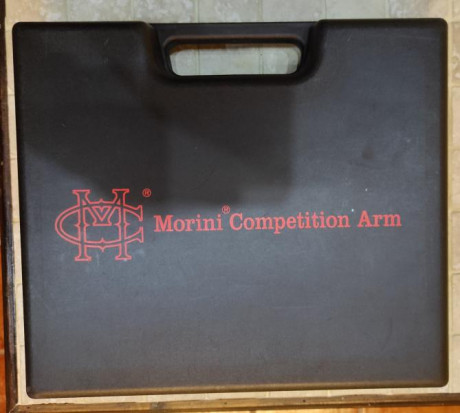 PISTOLA CAL.22LR MORINI CM22M
Utiliza alimentación de bala directa desde el cargador a recámara en lugar 00