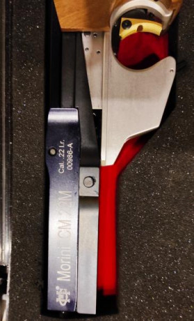 PISTOLA CAL.22LR MORINI CM22M
Utiliza alimentación de bala directa desde el cargador a recámara en lugar 22