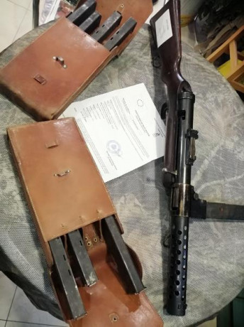 Arma magnificamente conservada,posiblemente única en España,con certificado BOPE actual y dos bolsas rígidas 12