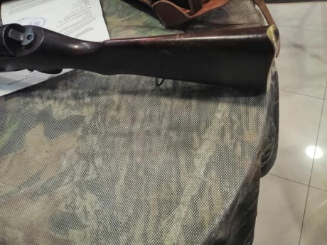 Arma magnificamente conservada,posiblemente única en España,con certificado BOPE actual y dos bolsas rígidas 21