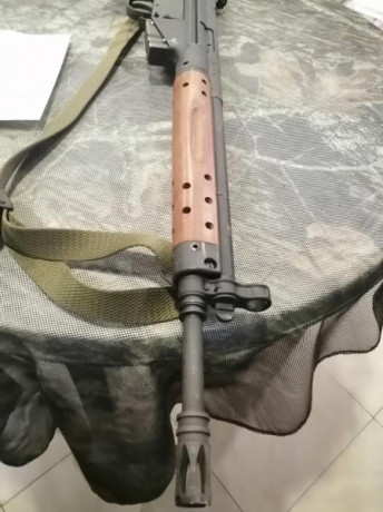Arma magnificamente conservada,posiblemente única en España,con certificado BOPE actual y dos bolsas rígidas 41