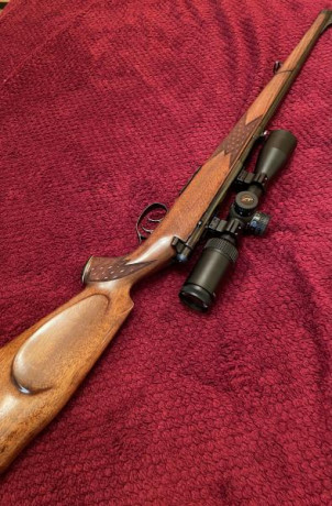 Os muestro cómo ha quedado el arma tras una restauración completa.

Bueno chicos, pues hoy he recogido 01