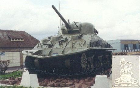 os quiero poner un estudio sobre las versiones de este emblemático carro...la idea es ir poniéndoos fotos 170