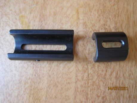 Se venden varios accesorios para pistola de aire STEYR (los precios son sin portes).
-Empuñadura Steyr 51