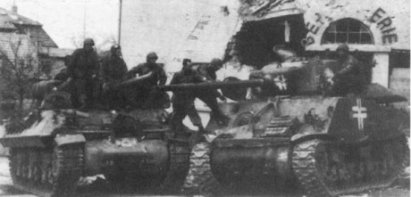 os quiero poner un estudio sobre las versiones de este emblemático carro...la idea es ir poniéndoos fotos 102