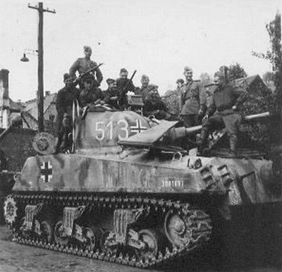 os quiero poner un estudio sobre las versiones de este emblemático carro...la idea es ir poniéndoos fotos 100