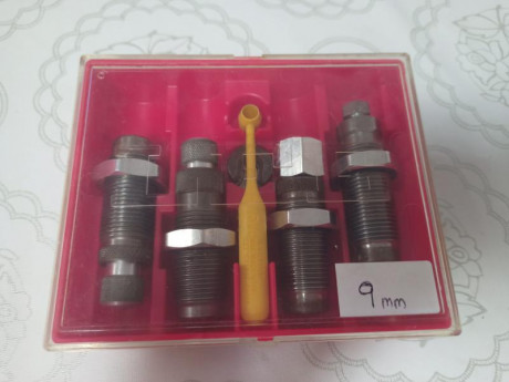 Vendo DIES LEE DE LUXE 9 mm -usados pero en buen estado- 00