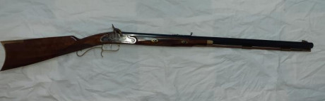 Vendo a poder ser en lote las siguientes armas:

Pistola Ardesa F.Rochatte Paris cal .45 - Solo disparó 02