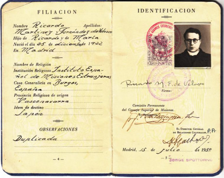  EN RECUERDO Y HOMENAJE A LOS QUE YA NO ESTÁN. 

Si pones en  GOOGLE    PASAPORTES EN LA MEMORIA   da 152