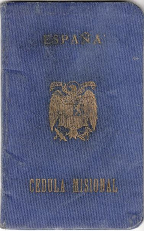  EN RECUERDO Y HOMENAJE A LOS QUE YA NO ESTÁN. 

Si pones en  GOOGLE   PASAPORTES EN LA MEMORIA  da igual 90