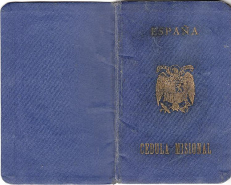  EN RECUERDO Y HOMENAJE A LOS QUE YA NO ESTÁN. 

Si pones en  GOOGLE    PASAPORTES EN LA MEMORIA   da 02