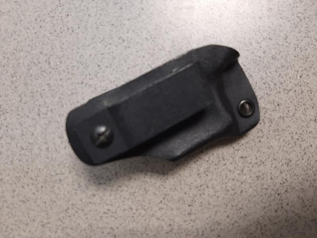 Buenas a todos.
Vendo funda interior de kydex para pistola HK USP COMPACT.

Precio: 10 € + envío fuera 02
