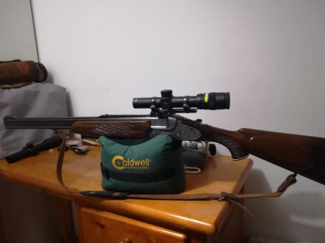 Pues como no he visto por ai ningun hilo pues lo empiezo yo el mio un verney carron 8x57 jrs lo compre 152