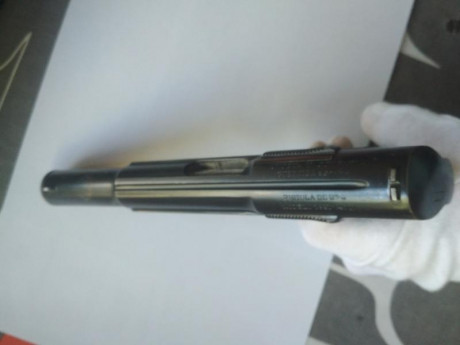 Vendo Astra 400, con marcaje del ejército. Según punzón, de trata de unas 400 del año 1937 del arsenal 00