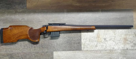 Se Vende CZ 557 varmit, calibre  308w  unico propietario, entre  250-275  tiros en campo de tiro , nunca 10