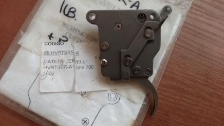 Buenos días . Un amigo vende un gatillo Jeweel para Remington 700 y clones de dicho rifle, está en perfecto 01