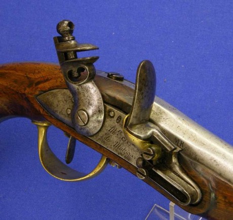 Voy a colocar unas fotos de un arma larga alemana de llave de mecha del siglo XVI. 01