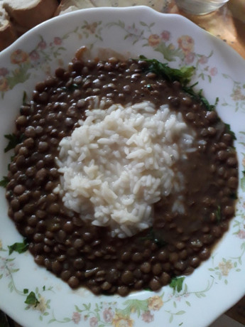 Hoy para comer acelgas hervidas y chuletón de vaca gallega vieja con seis semanas de maduración en cámara 100