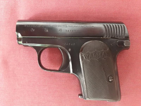 Vendo pistola Walman en uso en Libro de Coleccionista perfecto estado por 850 euros, tambien valoro cambio 00