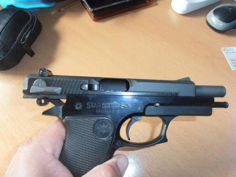 Hola a todos!!

Vendo pistola Star 30 PK en su caja original con su manual y sus utensilios de limpieza.
Los 10