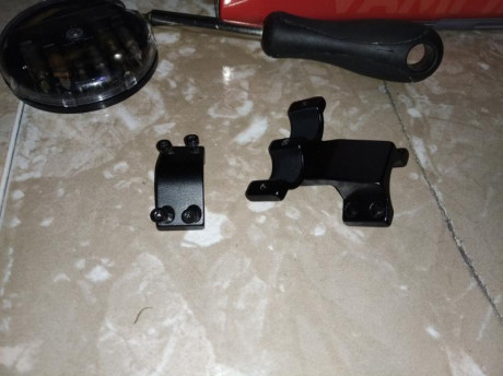 Se pone en venta esta carabina de abril de este año.
Es de resorte. Ni dos cajetines de balines de uso 31