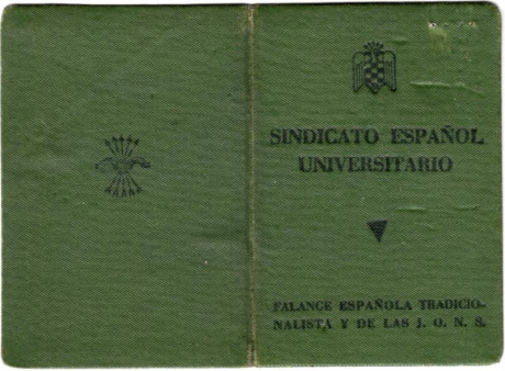  EN RECUERDO Y HOMENAJE A LOS QUE YA NO ESTÁN. 

Si pones en  GOOGLE   PASAPORTES EN LA MEMORIA  da igual 150