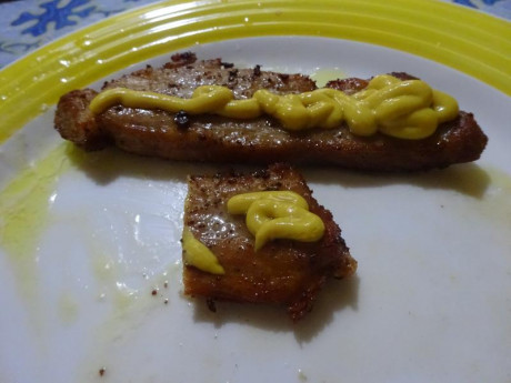 Hoy para comer acelgas hervidas y chuletón de vaca gallega vieja con seis semanas de maduración en cámara 141