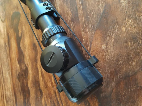 Buenas a todos,
Vendo este visor marca BUSHNELL , 3-9x40 IR, retícula iluminada con opción en verde o 02