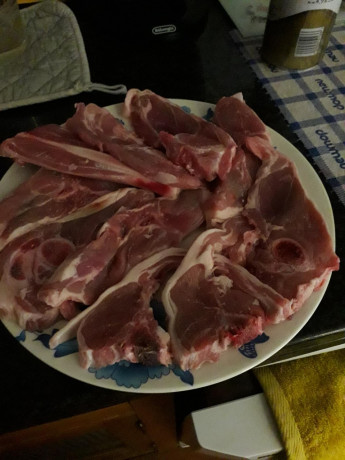 Hoy para comer acelgas hervidas y chuletón de vaca gallega vieja con seis semanas de maduración en cámara 70