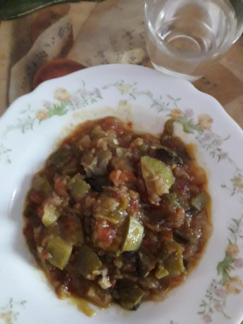 Hoy para comer acelgas hervidas y chuletón de vaca gallega vieja con seis semanas de maduración en cámara 110