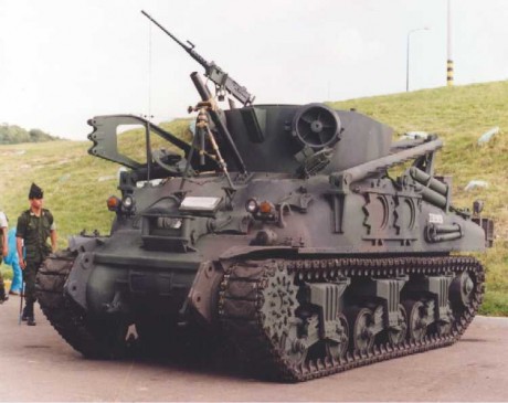 os quiero poner un estudio sobre las versiones de este emblemático carro...la idea es ir poniéndoos fotos 90