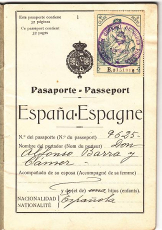  EN RECUERDO Y HOMENAJE A LOS QUE YA NO ESTÁN. 

Si pones en  GOOGLE    PASAPORTES EN LA MEMORIA   da 21