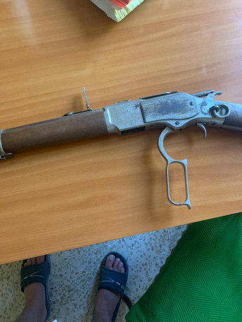 Hola compañeros, me ofrecen un rifle del 44-40 Winchester 1873 original.
Y me gustaria saber sobre que 10